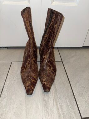 FIONI Clothing Brown Snake-Print Ankle Boots